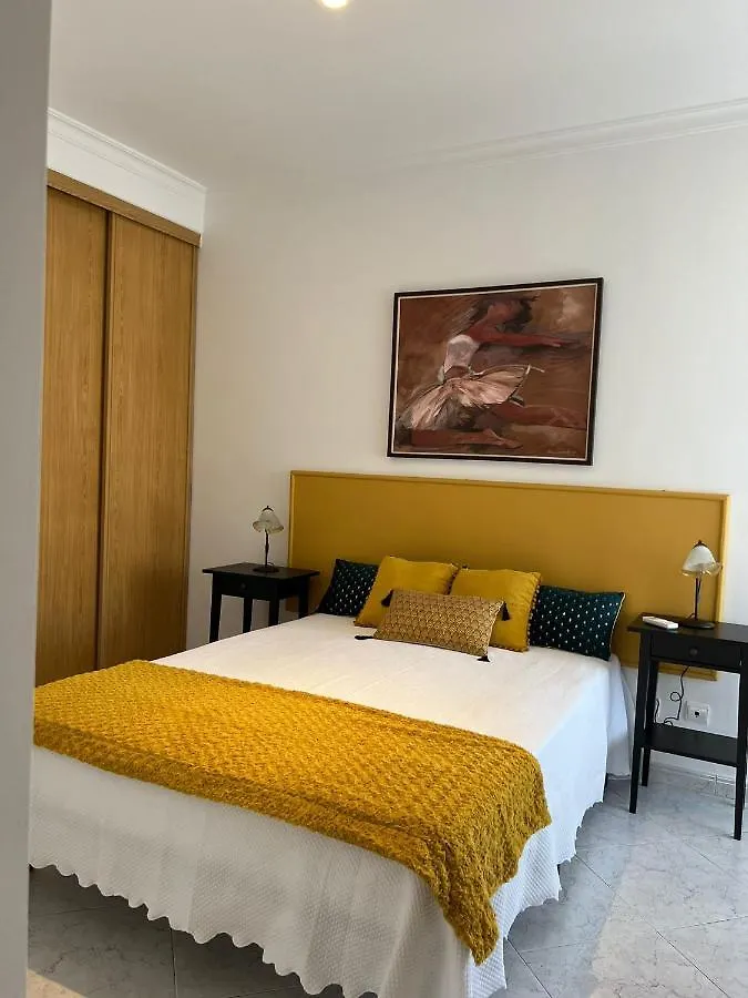 Tavira Sea View - Yellow Apartment