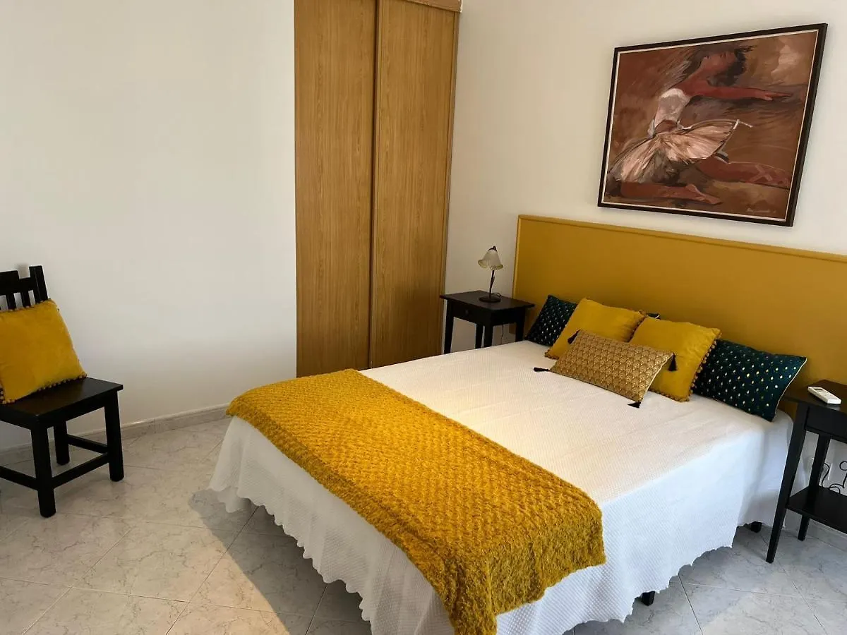 Tavira Sea View - Yellow Apartment